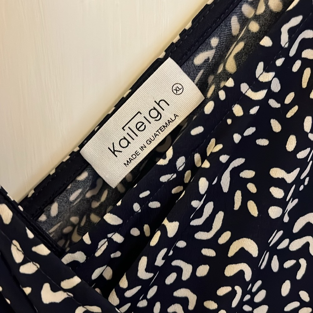 Kaileigh Navy Blue and White Printed Wrap Dress - Picture 4 of 4